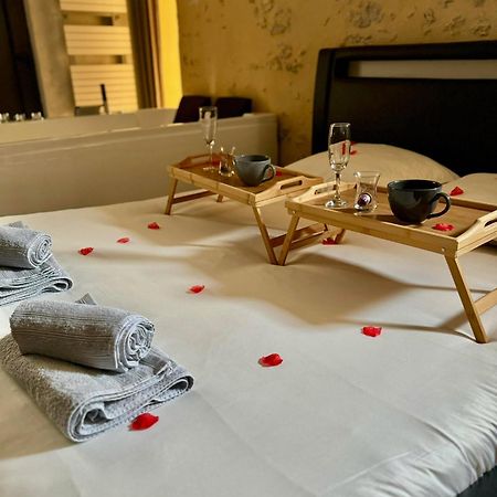 Love Queen Spa Detente بلْوا المظهر الخارجي الصورة